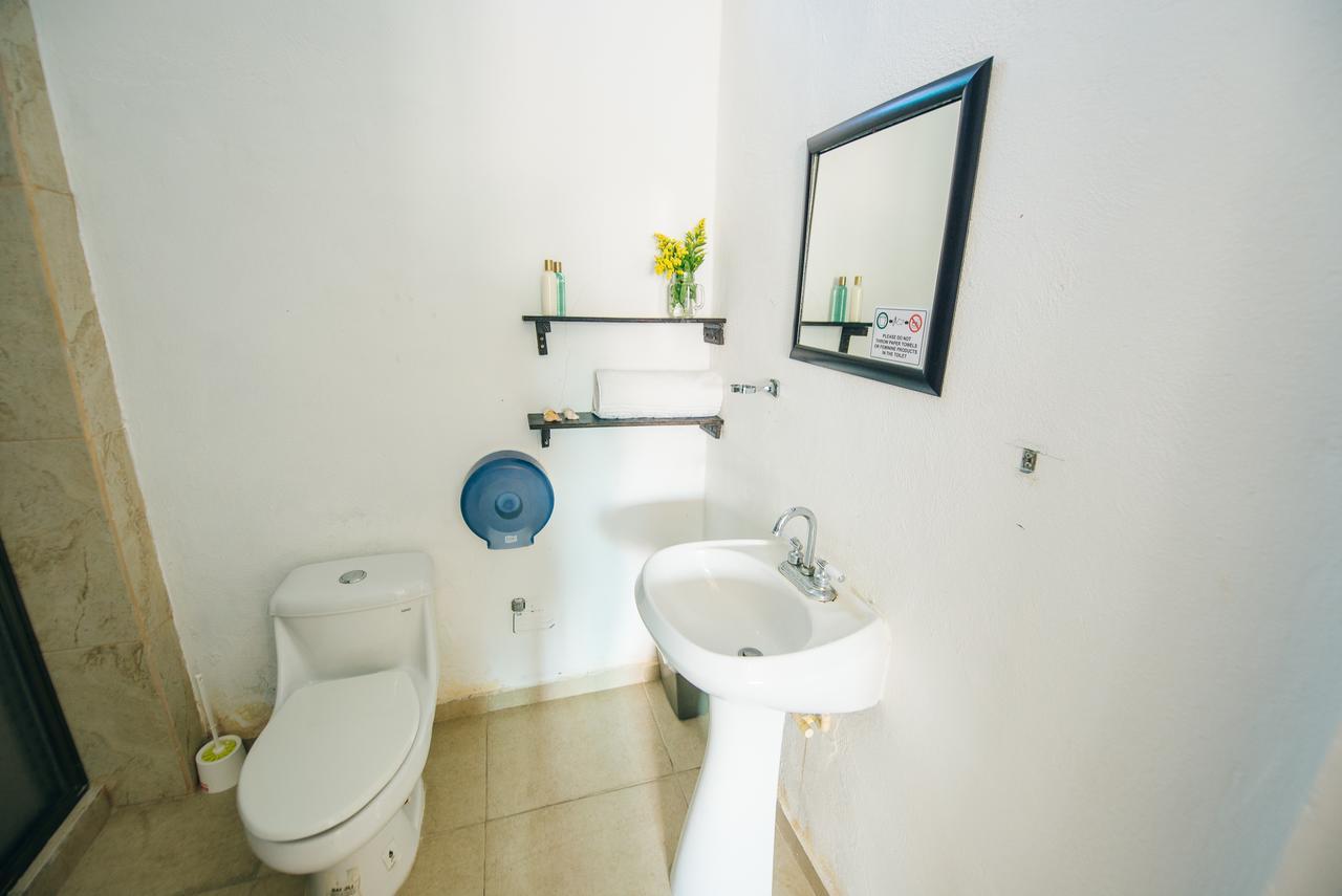 The Mermaid Hostel Beach (Adults Only) แคนคูน ภายนอก รูปภาพ