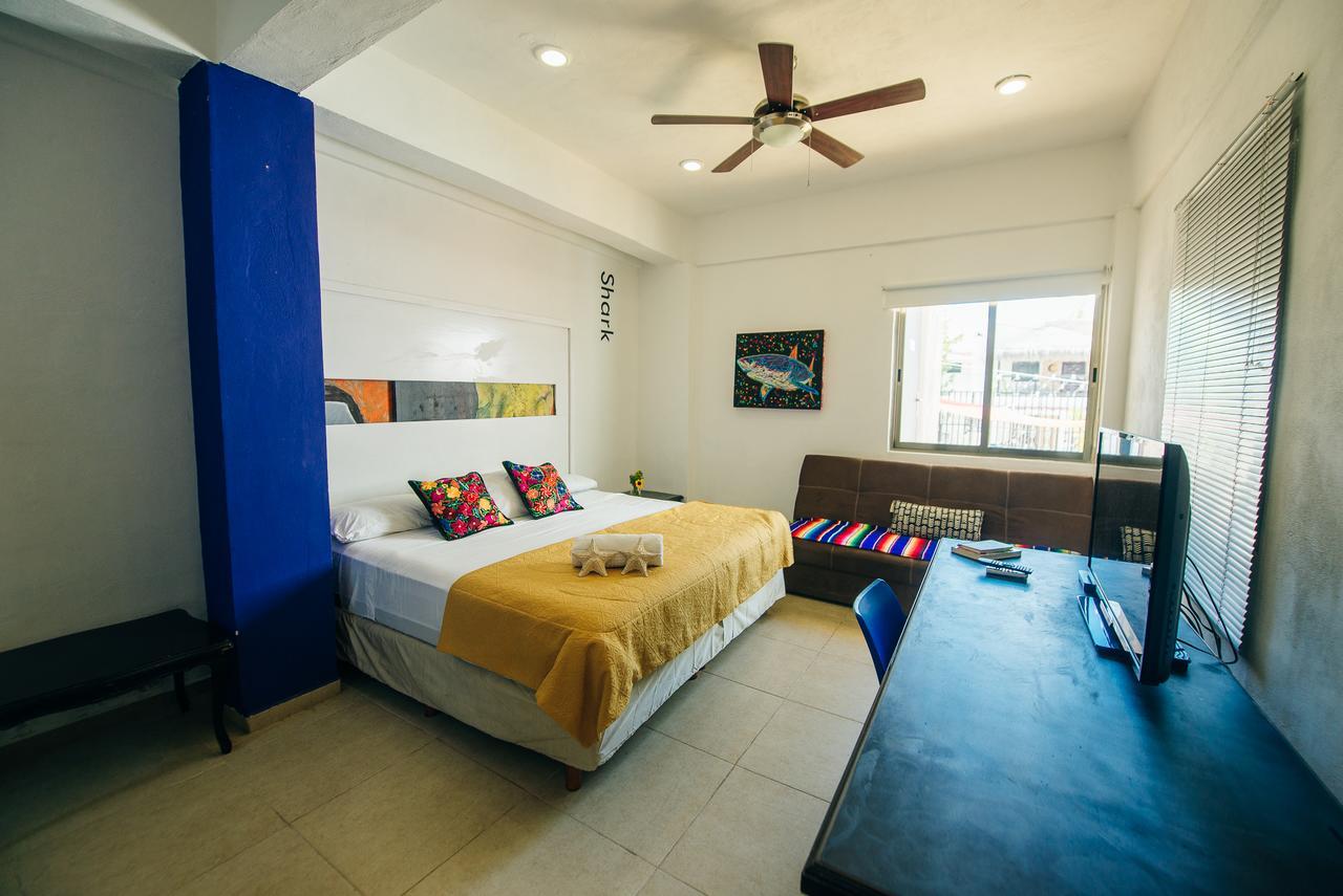 The Mermaid Hostel Beach (Adults Only) แคนคูน ภายนอก รูปภาพ