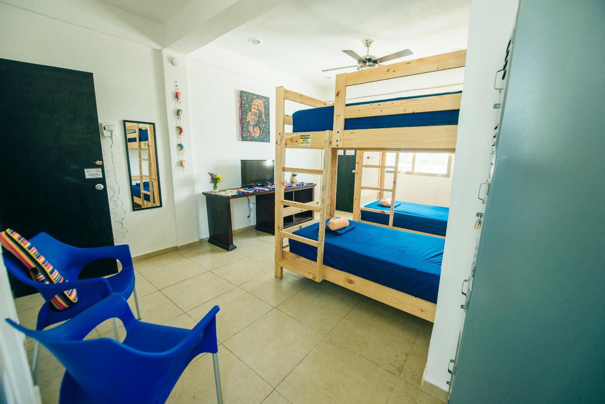 The Mermaid Hostel Beach (Adults Only) แคนคูน ภายนอก รูปภาพ